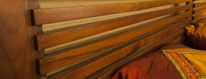 Dřevěné teakové postele